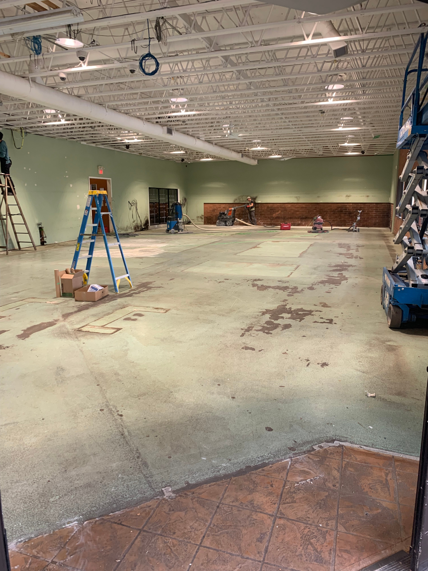concrete floor before polishing
